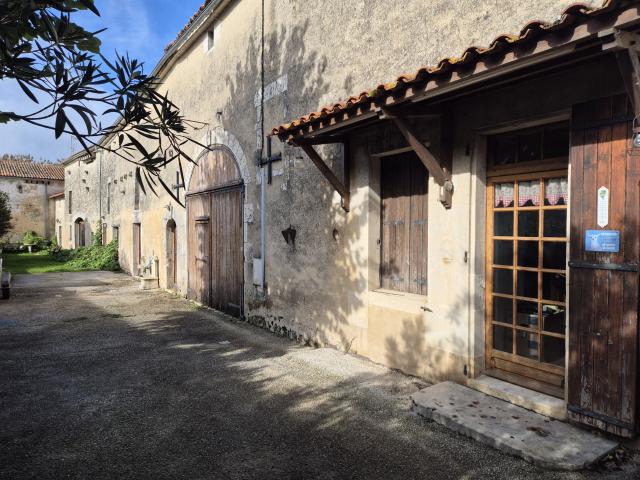 Maison vente à Courcôme, Charente