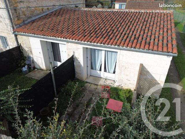 Maison vente à Angoulême, Aignes-et-puypéroux