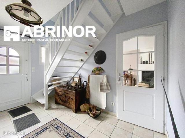Maison vente à Lille, Cysoing