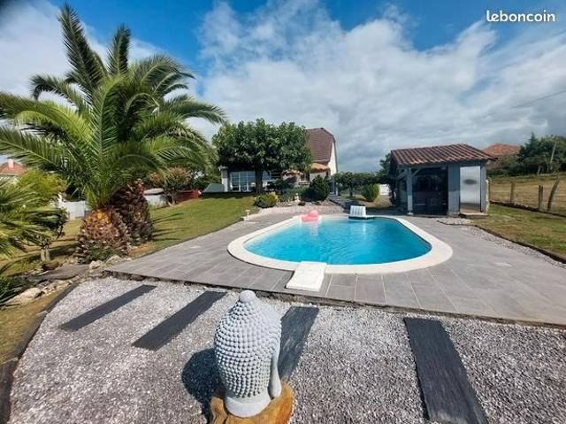 Maison vente à Oloron-Sainte-Marie, Salies-de-béarn