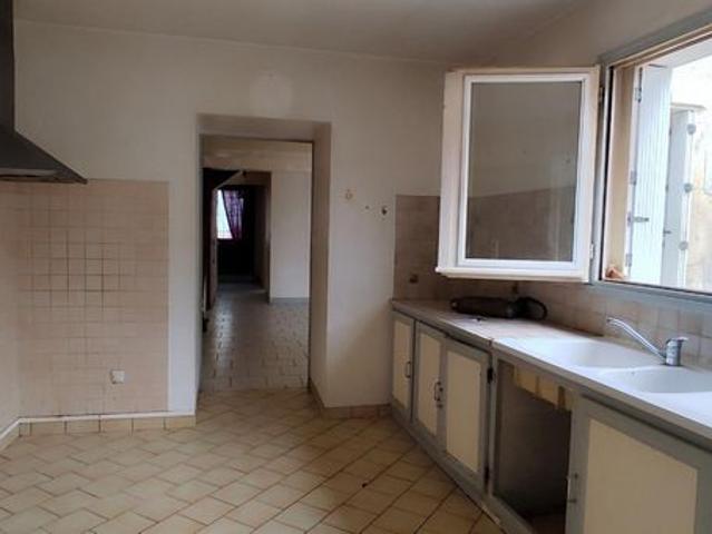Maison vente à Saint-Jean-d'Angély, Charente-Maritime