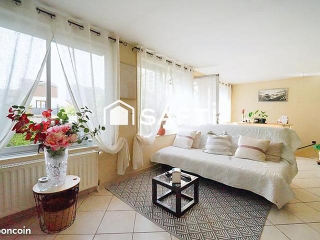 Maison vente à Dreux, Montreuil
