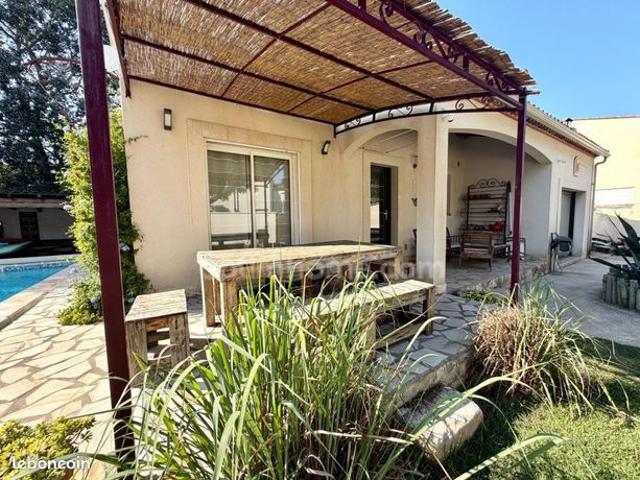 Maison vente à Nîmes, Aigues-mortes