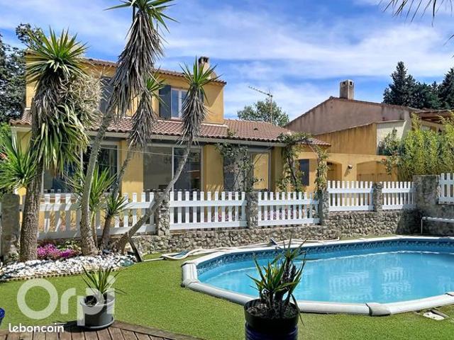 Maison vente à Arrondissement de Toulon, Le Beausset