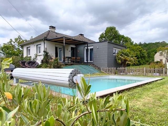Maison vente à Mauriac, Saint-chamant