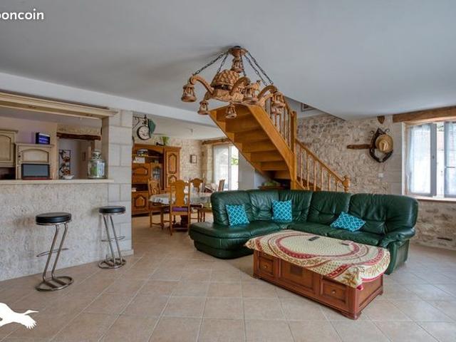 Maison vente à Bergerac, Calès