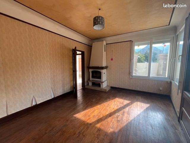 Maison vente à Brive-la-Gaillarde, Beaulieu-sur-dordogne
