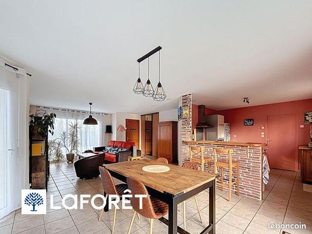 Maison vente à Confolens, Ligné