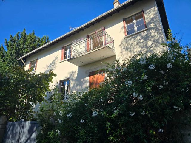 Maison vente à Nanterre, Rueil-malmaison