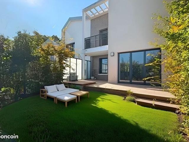 Maison vente à Saint-Germain-en-Laye, Louveciennes
