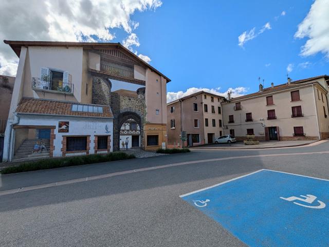 Maison vente à Roanne, Regny