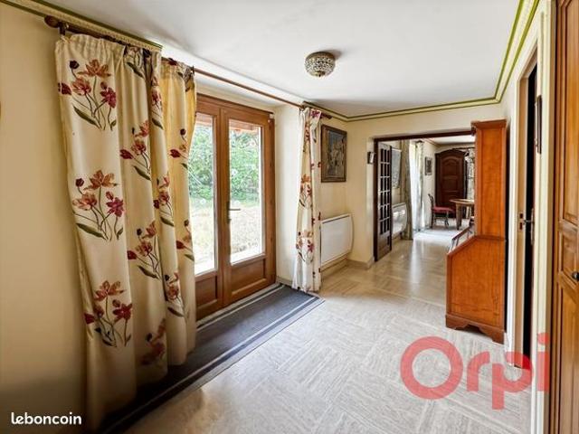 Maison vente à Saint-Amand-Montrond, Bruère-allichamps