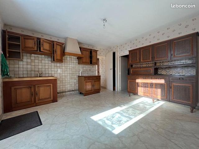 Maison vente à Saint-Amand-Montrond, Culan