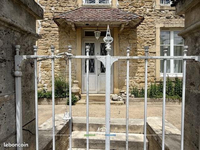 Maison vente à Dijon, Lamarche-sur-saône