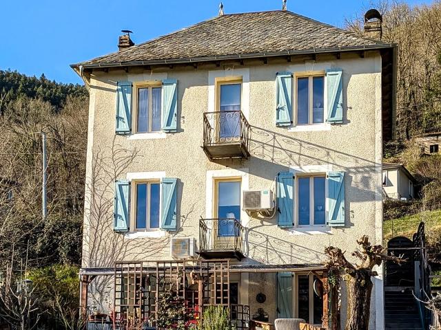 Maison vente à Figeac, Cahus