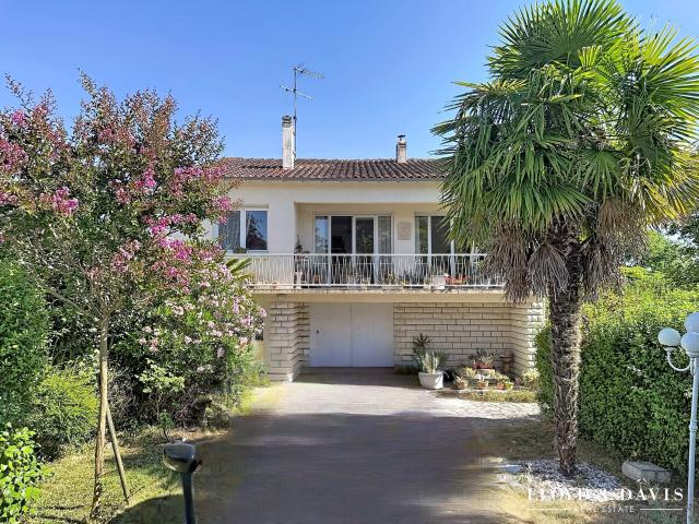 Maison vente à Saintes