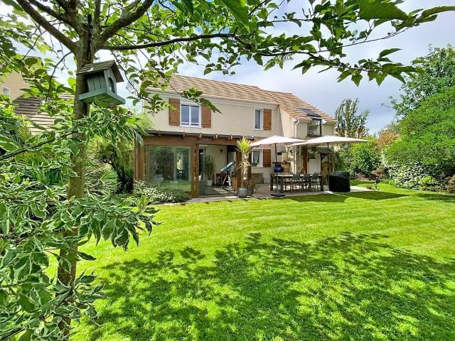 Maison vente à Créteil, Mandres-les-roses