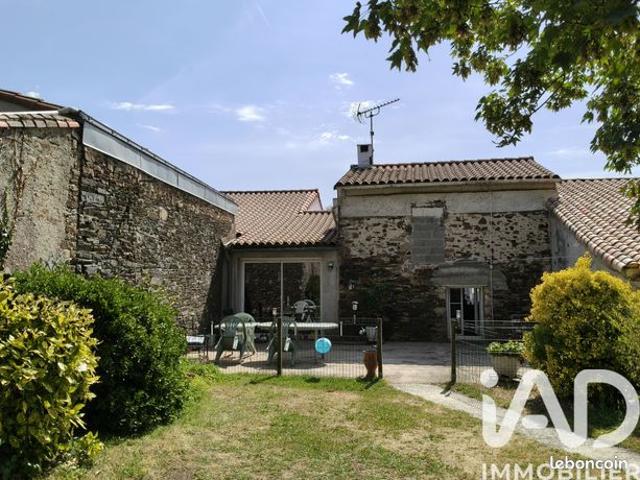 Maison vente à La Roche-sur-Yon, Montaigu