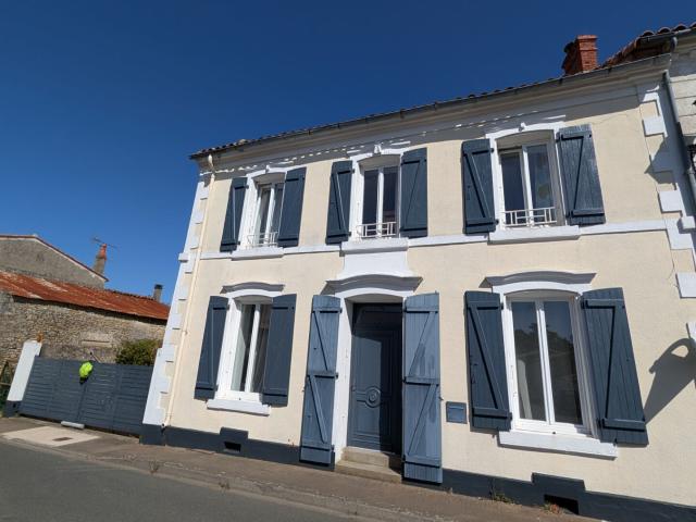 Maison vente à Fontenay-le-Comte, Saint-michel-en-l'herm