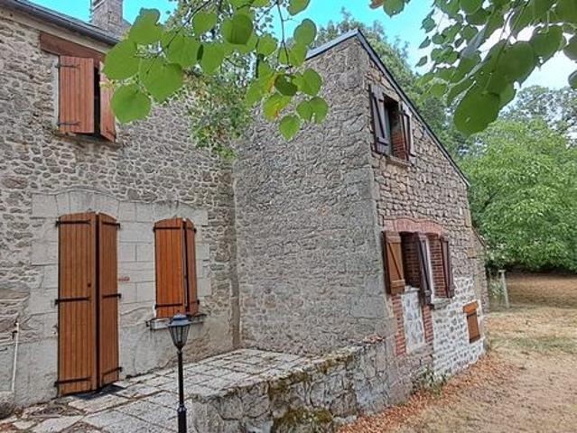 Maison vente à Clugnat, Creuse