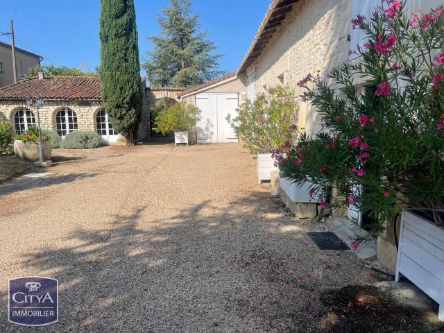Maison vente à Yversay, Vienne