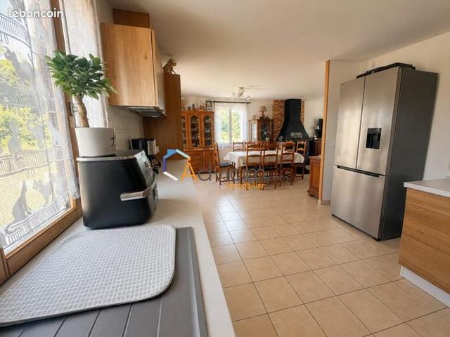 Maison vente à Auxerre, Bourgogne-Franche-Comté