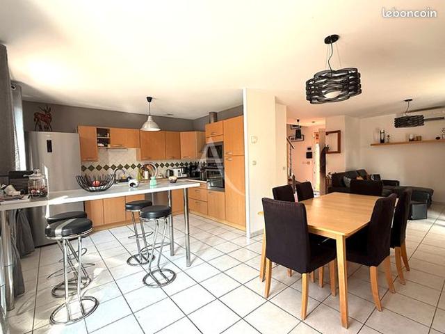 Maison vente à Arrondissement de Toulon, La Crau