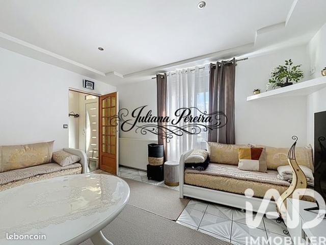 Maison vente à Mantes-la-Jolie, Follainville-dennemont