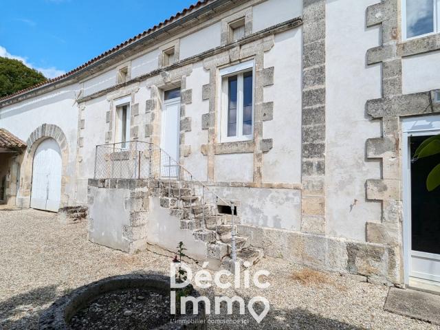 Maison vente à Peux de Saint-Amand, Balzac