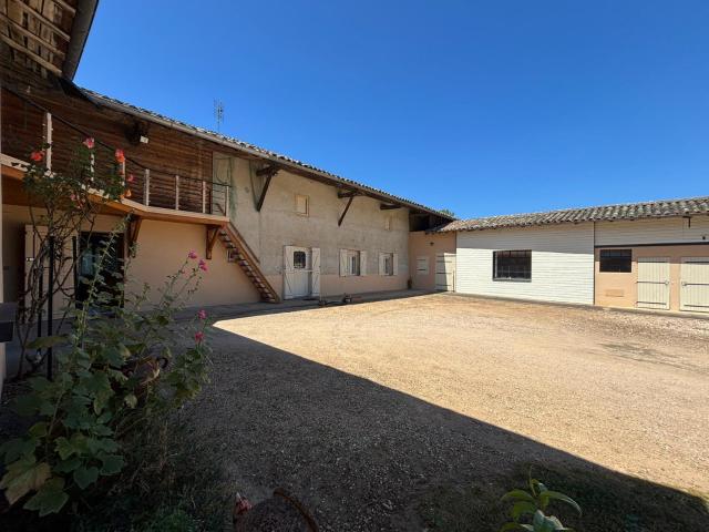 Maison vente à Bourg-en-Bresse, Grièges
