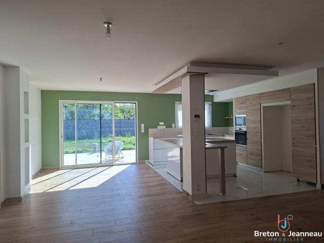 Maison vente à Commer, Mayenne