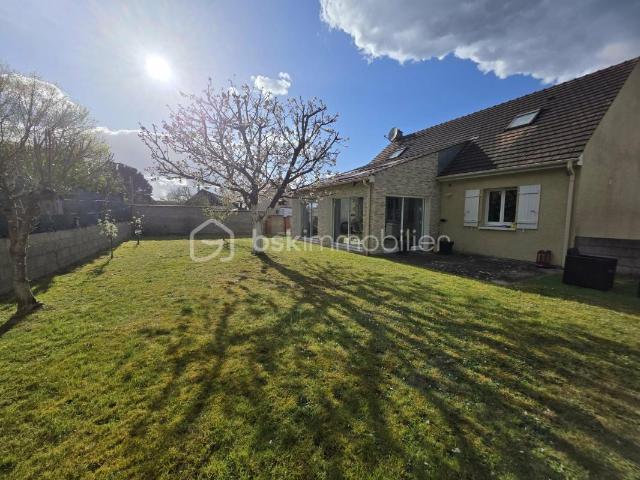 Maison vente à Fontainebleau, Montcourt-fromonville