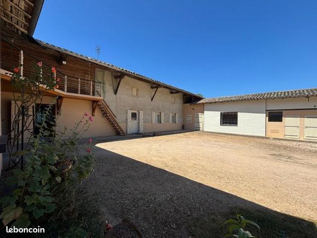 Maison vente à Bourg-en-Bresse, Grièges