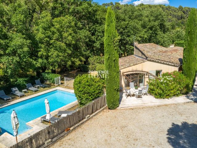 Maison vente à Apt, Ménerbes