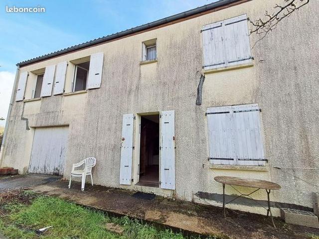 Maison vente à Rochefort, Virson