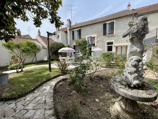 Maison vente à Évry, Maisse