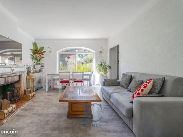 Maison vente à Arrondissement de Toulon, Saint-cyr-sur-mer