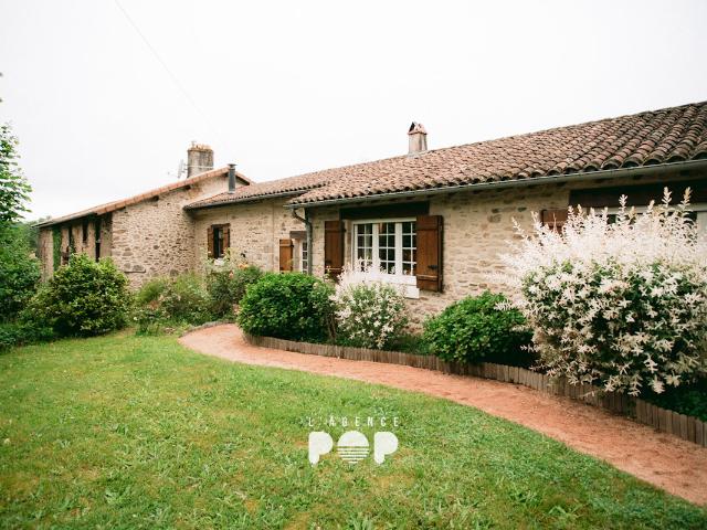 Maison vente à Nontron, Saint-martin-de-fressengeas