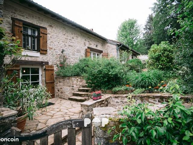 Maison vente à Nontron, Saint-martin-de-fressengeas