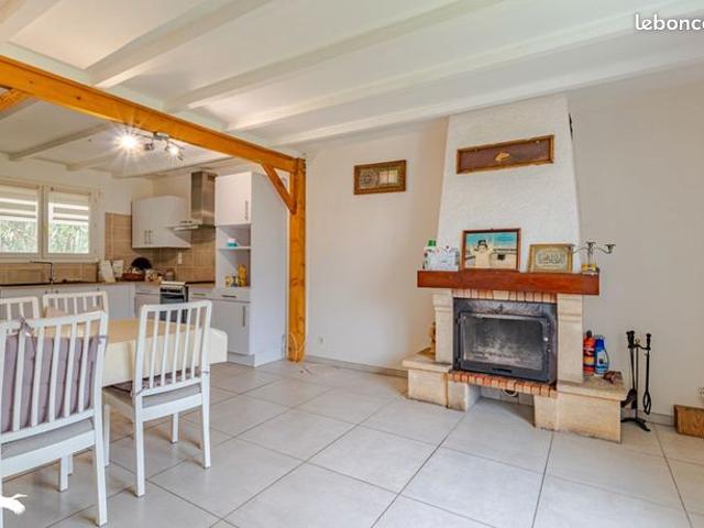 Maison vente à Bordeaux, Saint-caprais-de-bordeaux