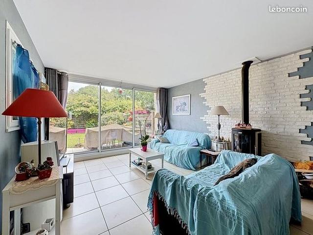 Maison vente à Rambouillet, Voisins-le-bretonneux