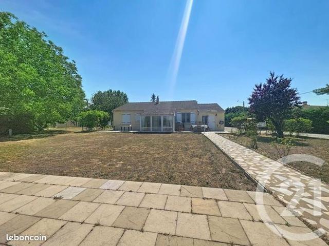 Maison vente à Fontenay-le-Comte, Champagné-les-marais