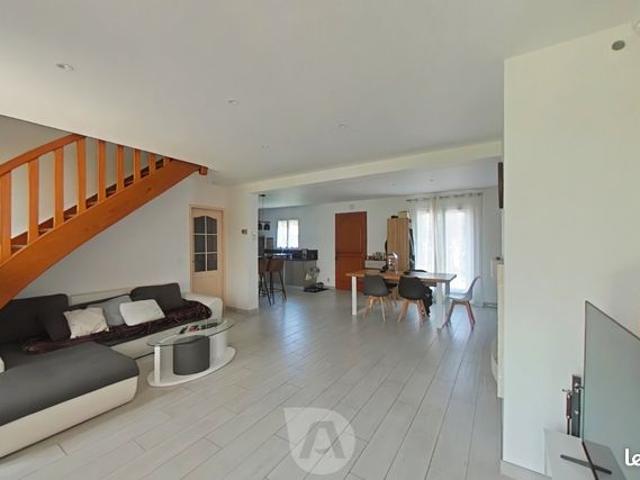Maison vente à Évry, Ballancourt-sur-essonne