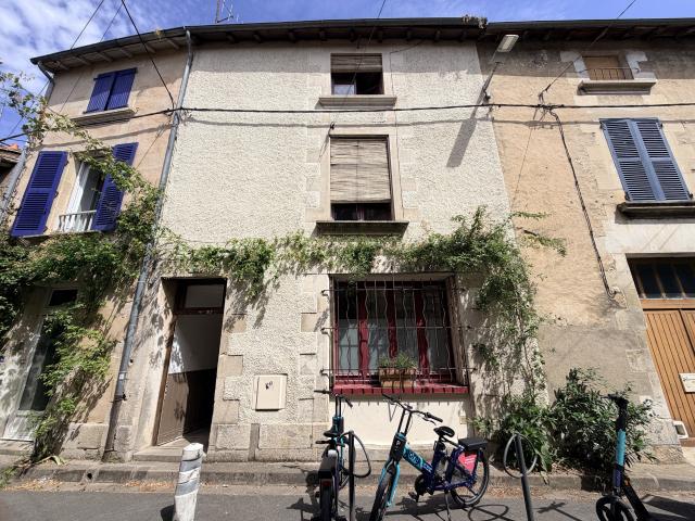 Maison vente à Les Couronneries, Poitiers