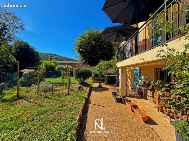 Maison vente à Arrondissement de Toulon, Collobrières