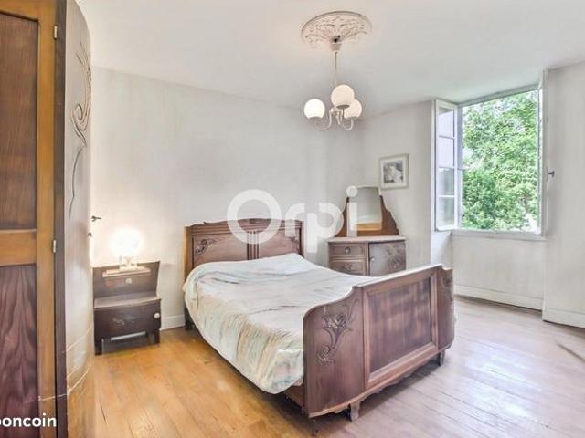 Maison vente à Oloron-Sainte-Marie, Castet