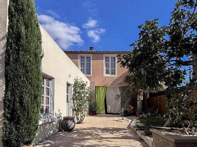 Maison vente à Saint-Pallais, Saintes