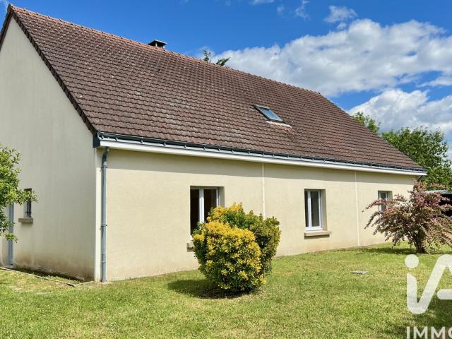 Maison vente à Loches, Chargé