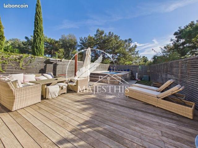 Maison vente à Arrondissement de Toulon, Hyères
