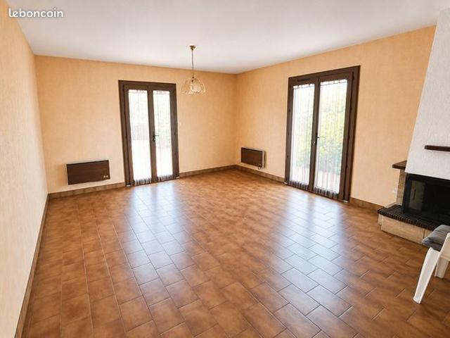 Maison vente à Rochefort, Échillais